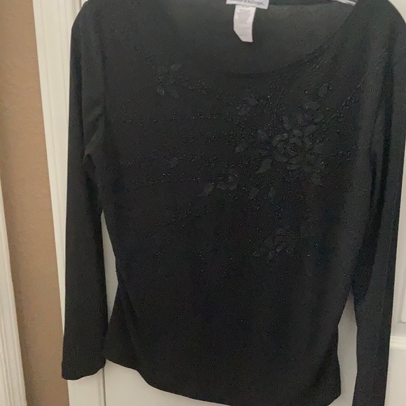 Tops - FINAL MARKDOWN Bleeker and mcdougal decorative top medium